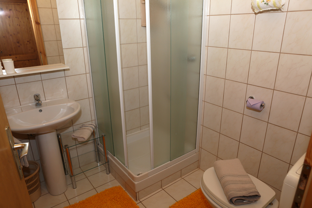 Wohnung Goldeck zweites Badezimmer